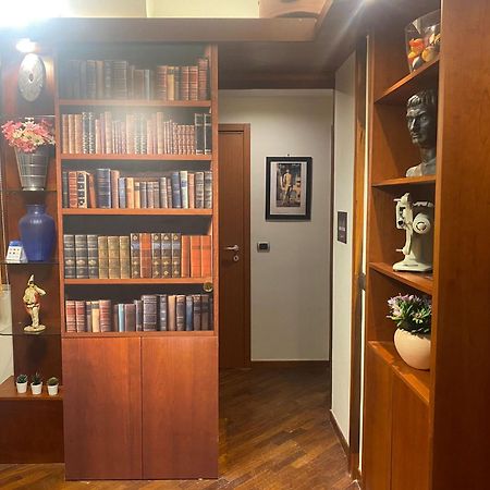 Casa Battisti Messina Guest House In Centro Citta, Ideale Per Famiglie O Gruppi Luaran gambar