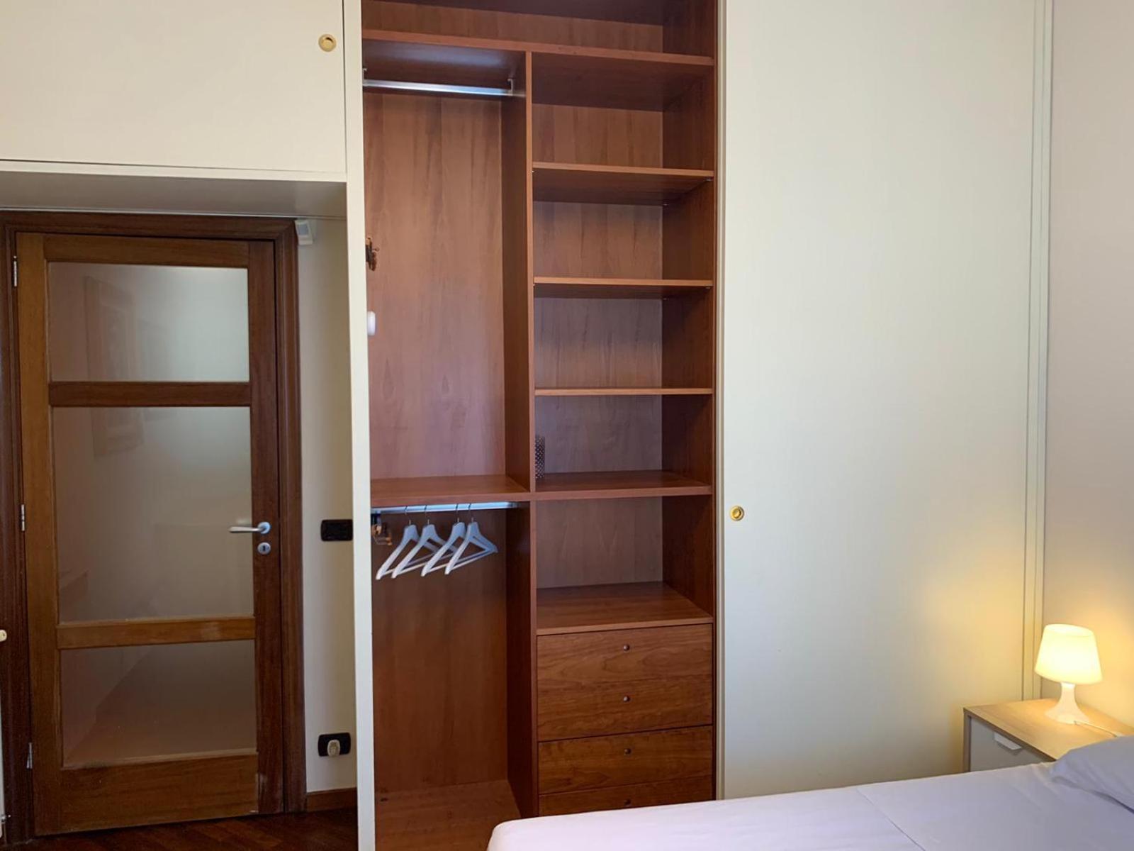 Casa Battisti Messina Guest House In Centro Citta, Ideale Per Famiglie O Gruppi Luaran gambar