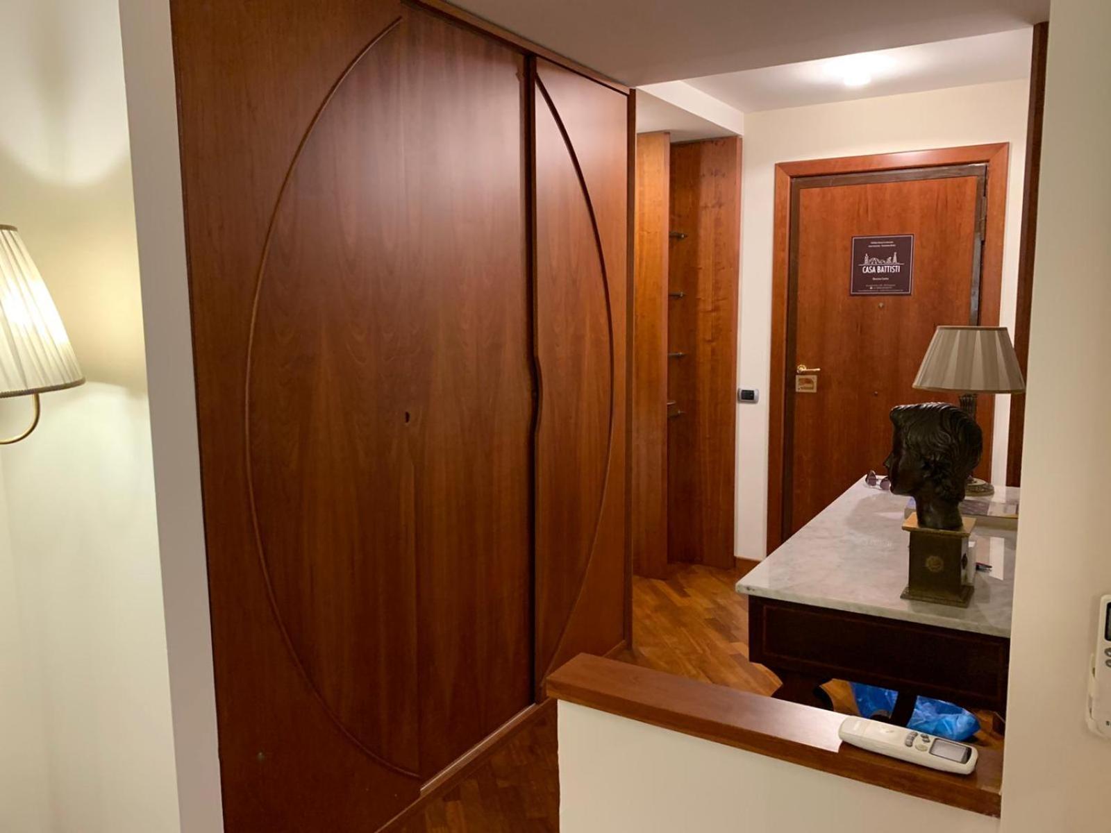 Casa Battisti Messina Guest House In Centro Citta, Ideale Per Famiglie O Gruppi Luaran gambar