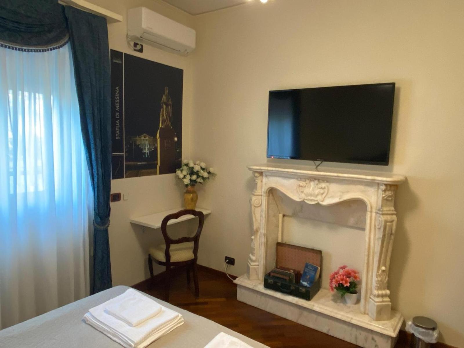 Casa Battisti Messina Guest House In Centro Citta, Ideale Per Famiglie O Gruppi Luaran gambar