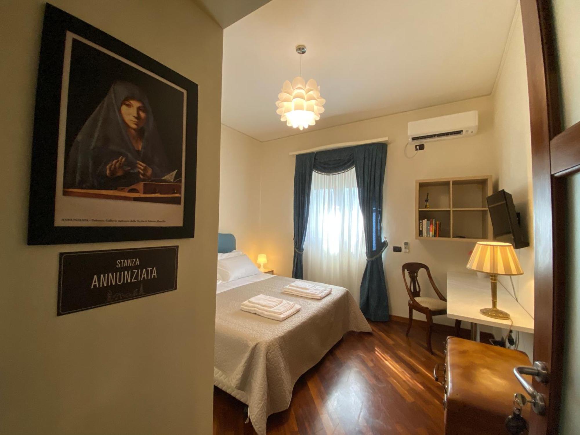 Casa Battisti Messina Guest House In Centro Citta, Ideale Per Famiglie O Gruppi Luaran gambar