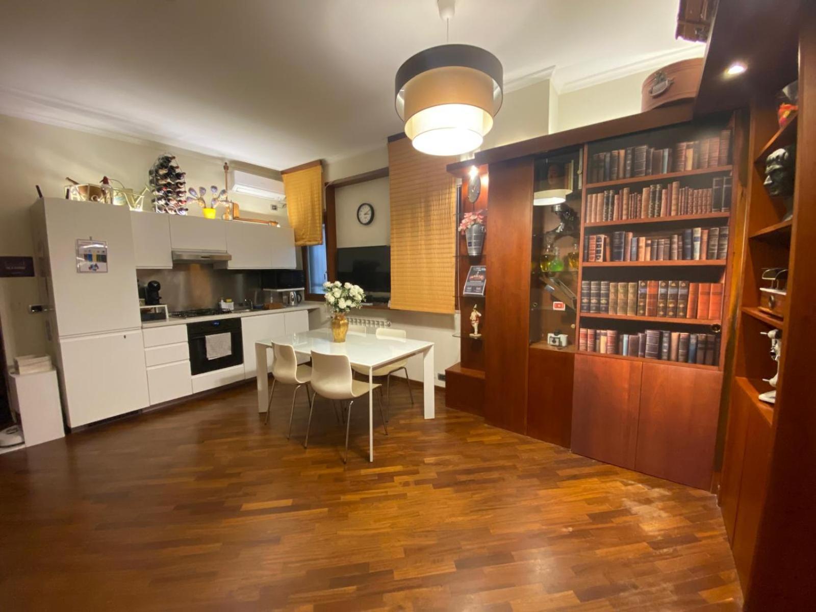 Casa Battisti Messina Guest House In Centro Citta, Ideale Per Famiglie O Gruppi Luaran gambar
